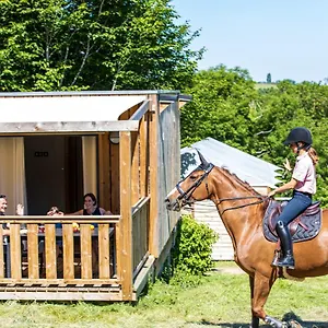 Chalet Domaine De Combelles, Le Monastere